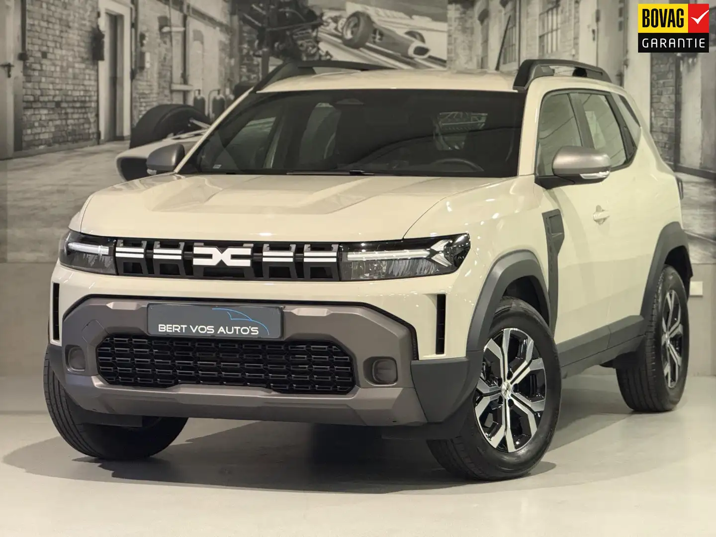 Dacia Duster 1.6 Hybrid 140 Expression Bruin - 1