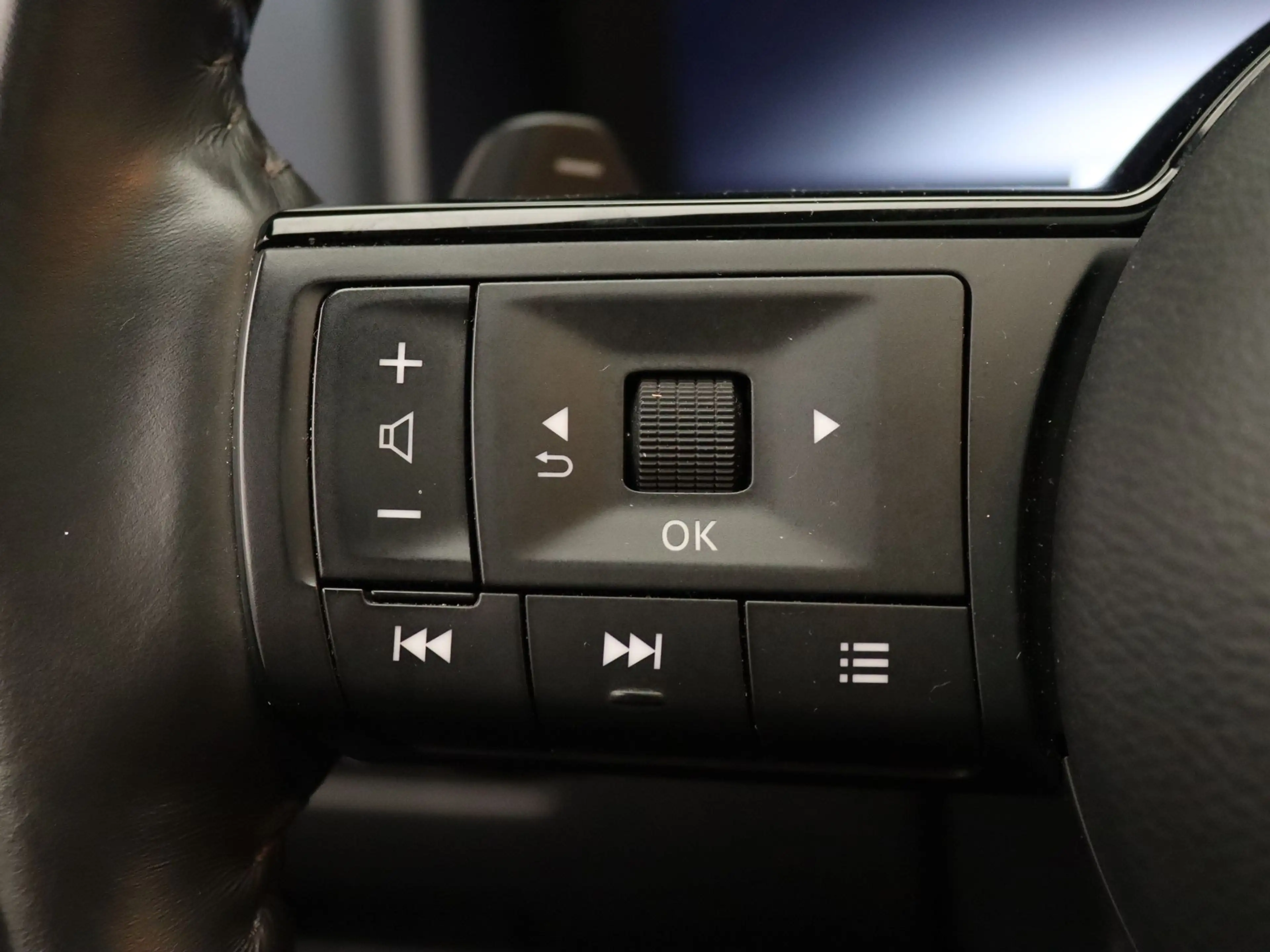Nissan Qashqai 160pk MHEV Xtronic Business Premium Apple Carplay/ — photo 16