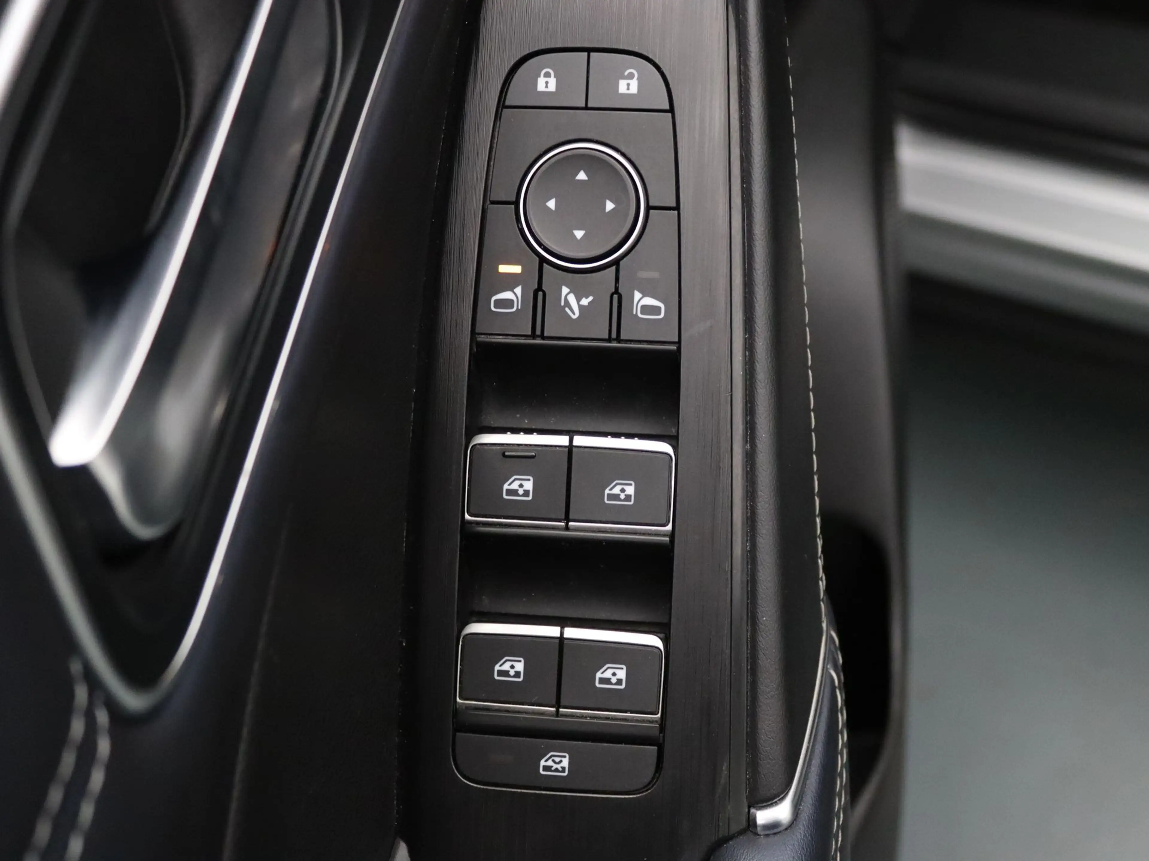 Nissan Qashqai 160pk MHEV Xtronic Business Premium Apple Carplay/ — photo 30