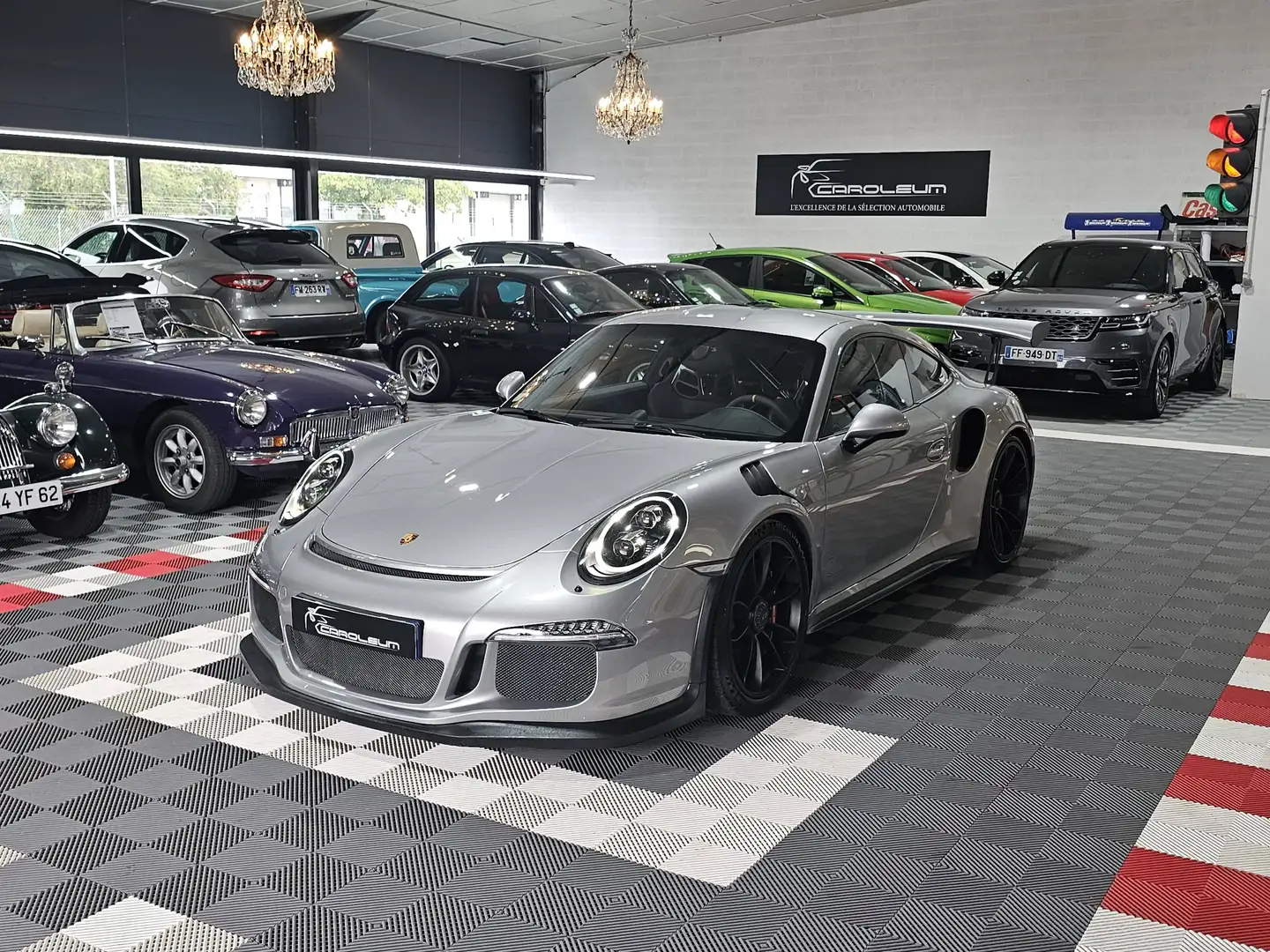 Porsche 911 911 GT3 RS 4.0L 500 PDK Grau - 1