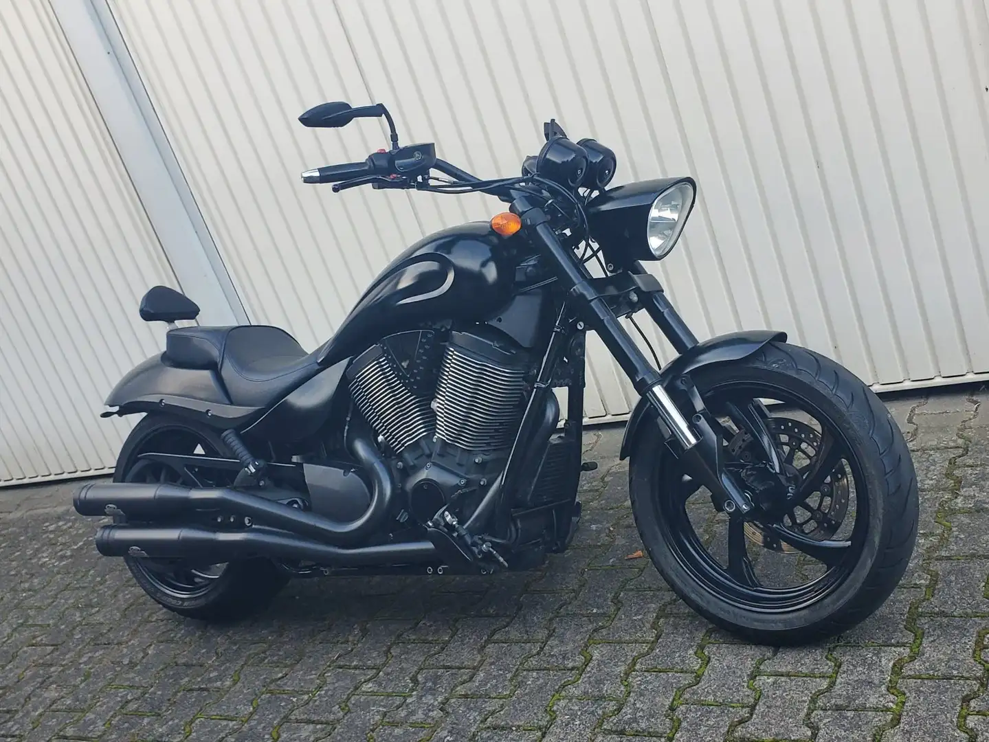 Victory Hammer 8-Ball Negro - 2