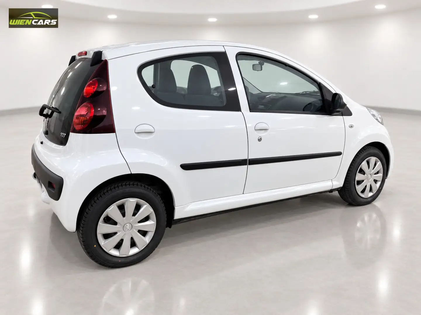 Peugeot 107 Active 1.0 5 trg.Automatik Weiß - 2