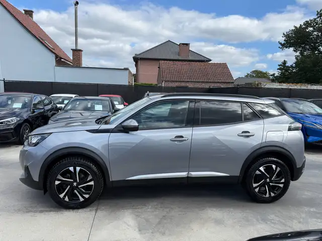 Peugeot 2008 view 8