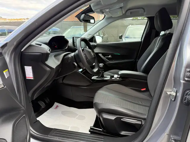 Peugeot 2008 view 13