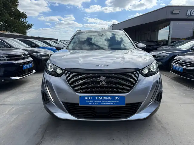 Peugeot 2008 view 2