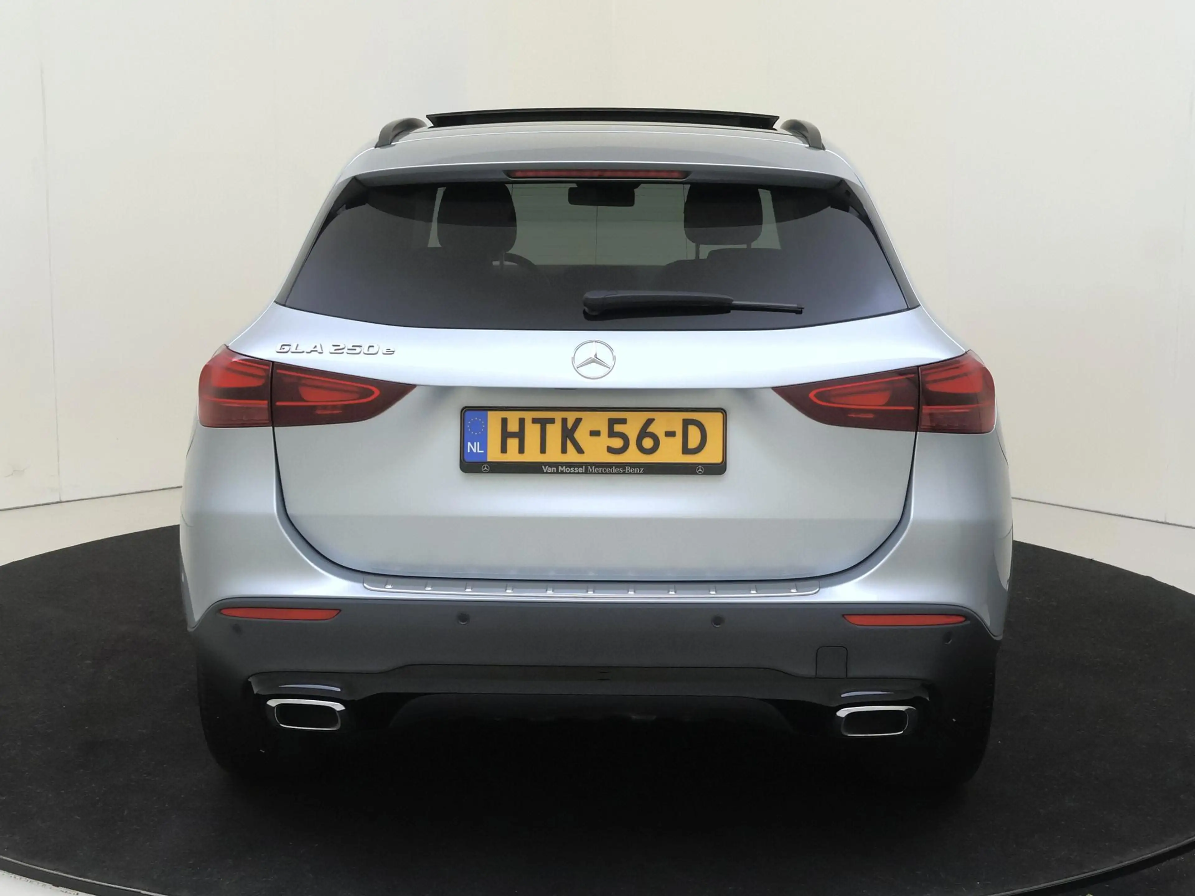 Mercedes-Benz GLA 250 e Star Edition Luxury Line / Panoramadak/ Rijassis — photo 7