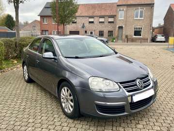 1.9 TDI GEKEURD VOOR VERKOOP MET CAR PASS EN ROOZE