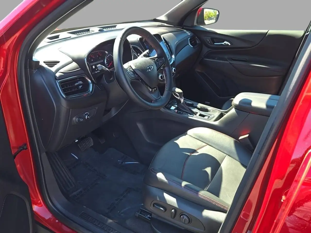 Chevrolet Equinox снимка Chevrolet Equinox