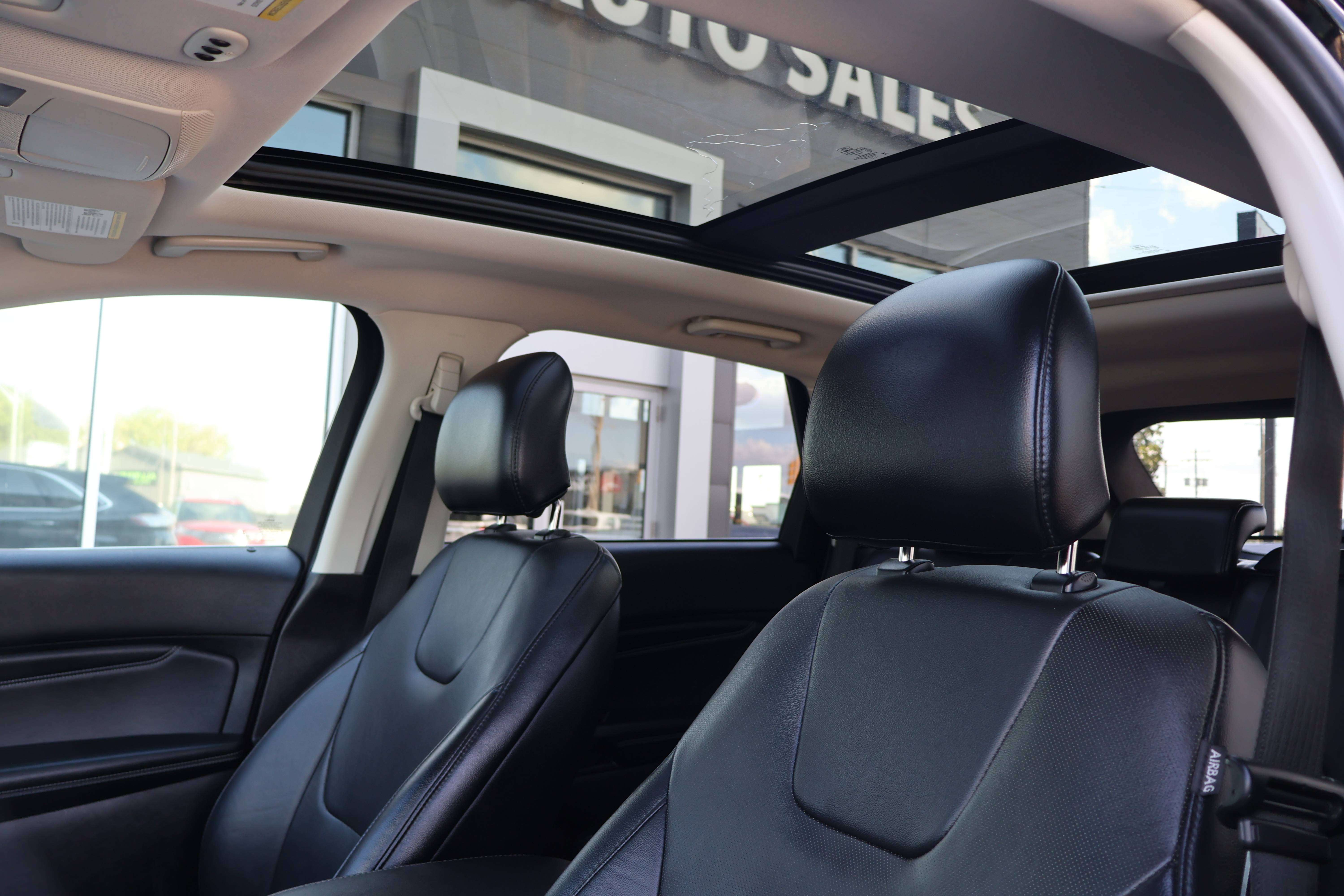 2016 Ford Edge Titanium Beautiful Shape! — снимка 1