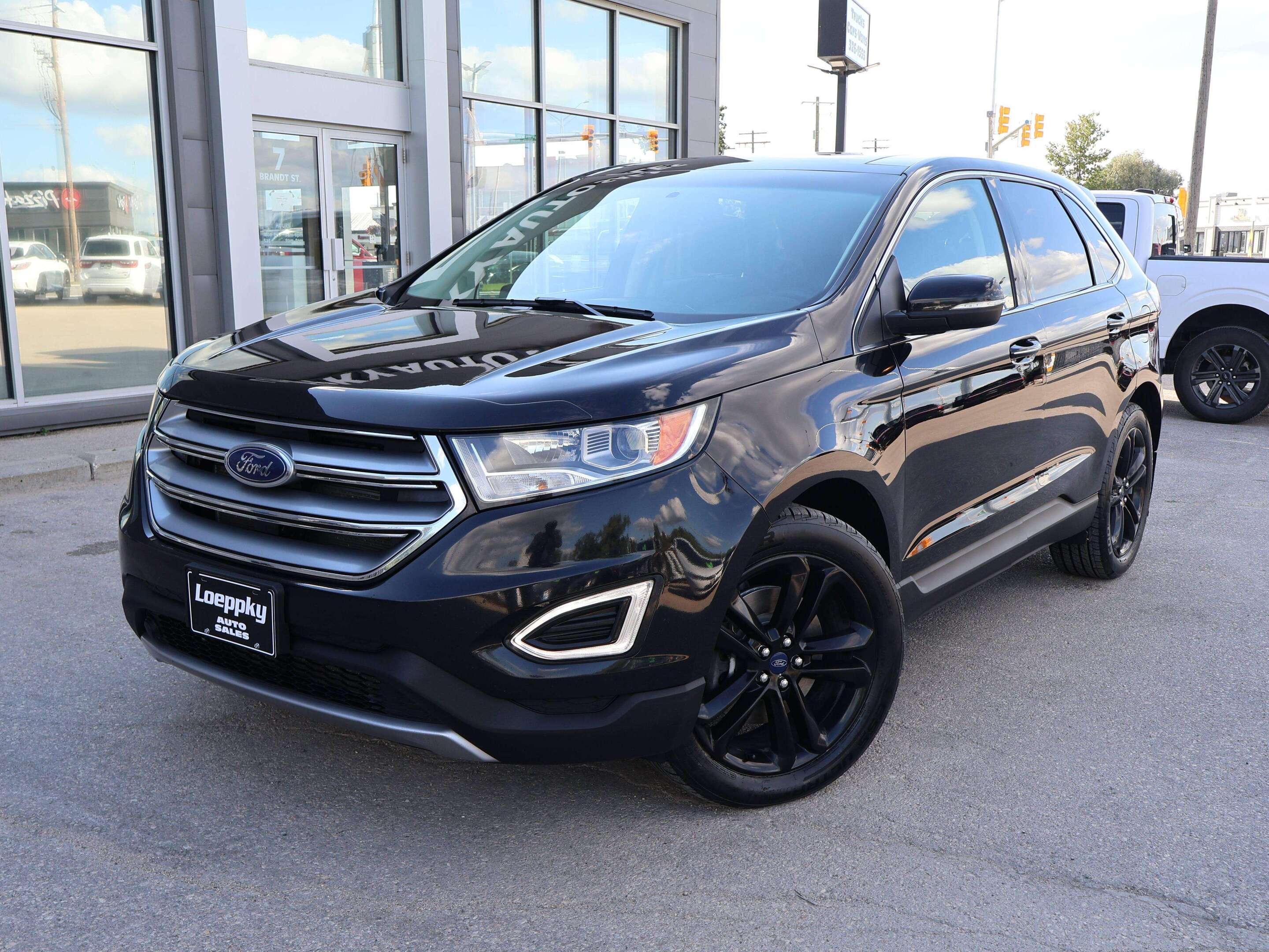 2016 Ford Edge Titanium Beautiful Shape!