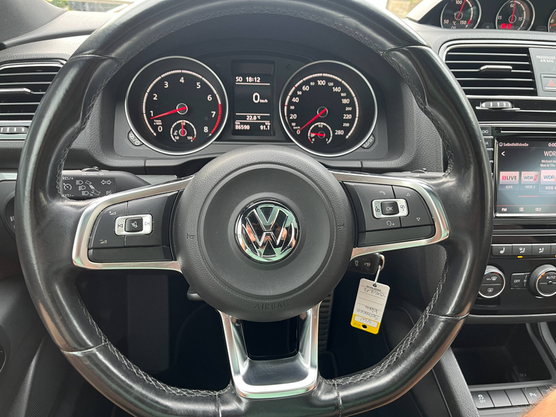 Volkswagen Scirocco 2.0 TSI Allstar*1.Hd,Navi,App,Kamera,Pano.Glasdach,Teilleder,Scheckheft gepf bei VW,TOP** — photo 11