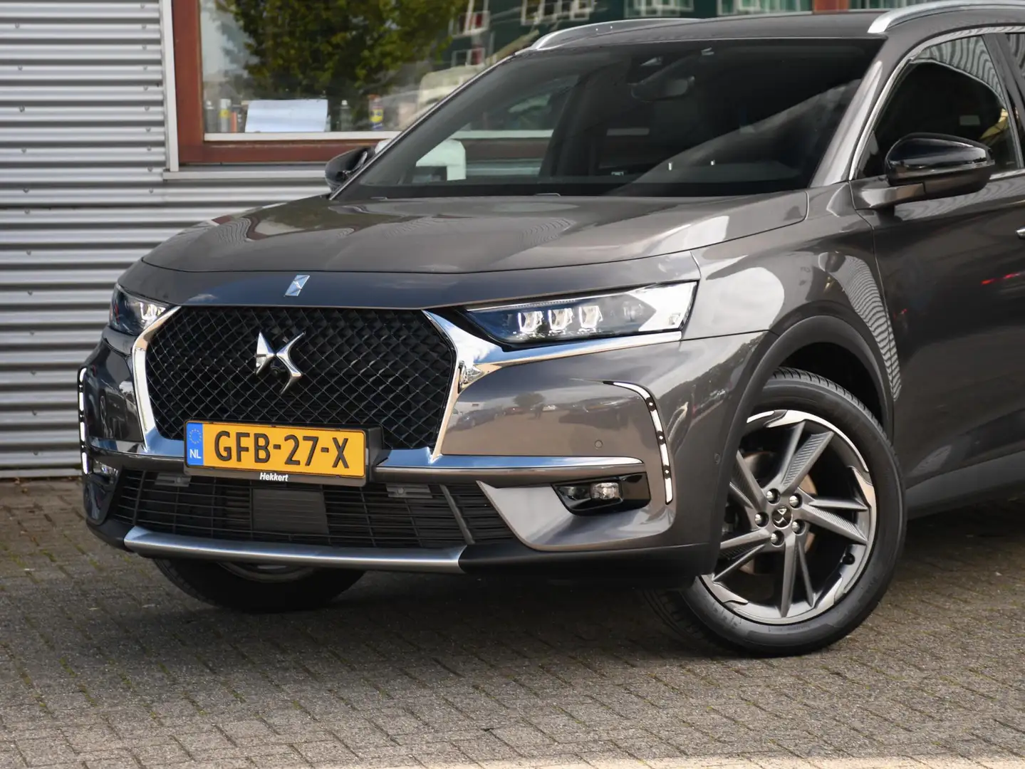 DS Automobiles DS 7 Crossback Rivoli 1.6 PureTech 225pk Automaat LEDER | 19''LM Grau - 2