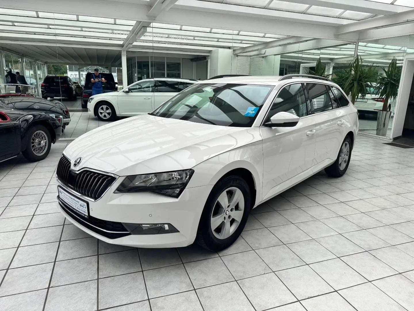 Skoda Superb Combi Ambition Neue Wartung,Kamera, Weiß - 2