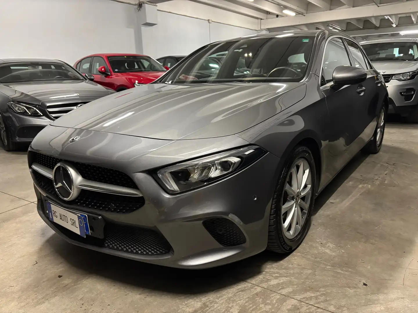 Mercedes-Benz A 180 A 180 d Sport Grigio - 2
