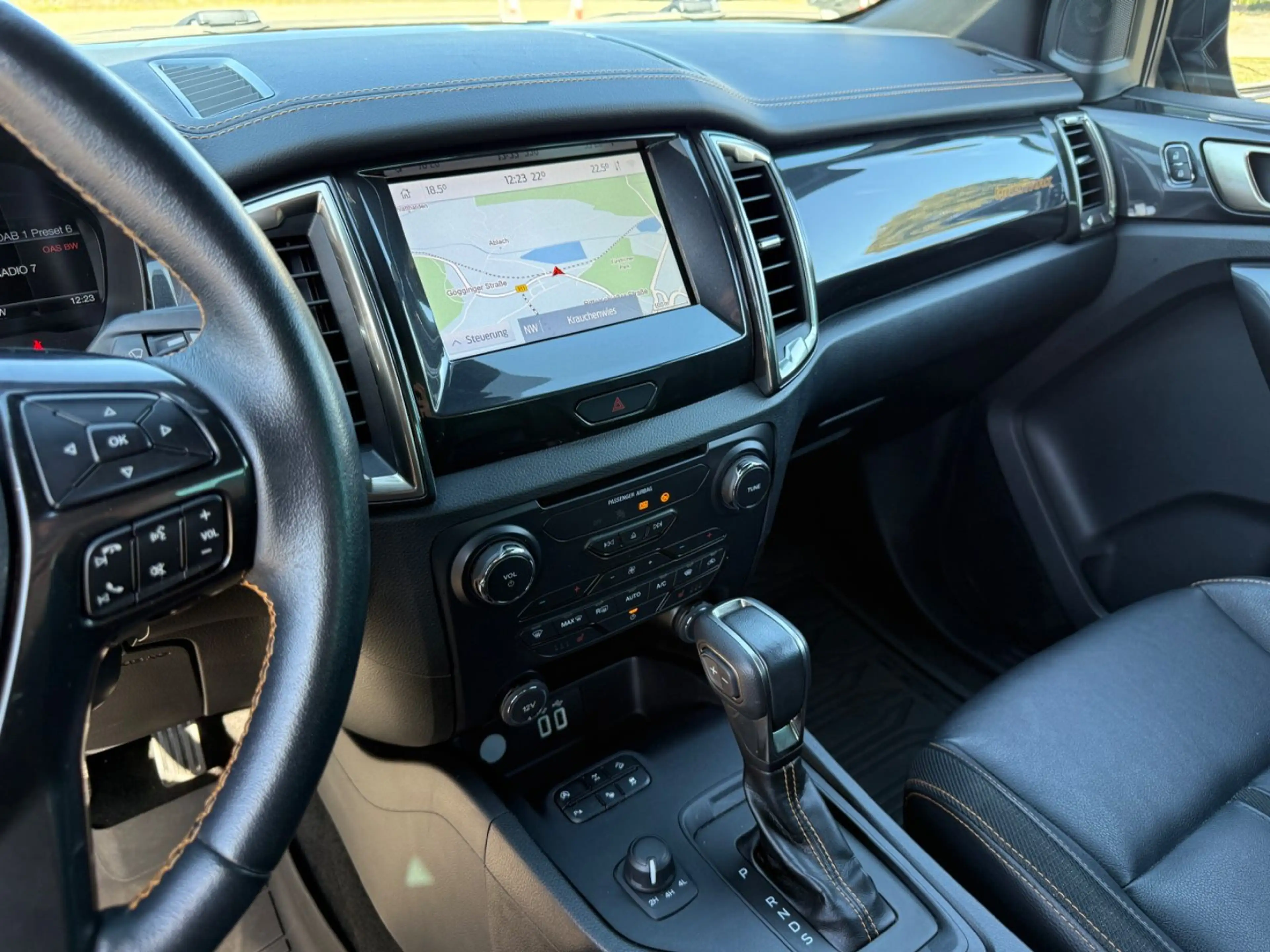 Ford Ranger 2.0 TDCi Wildtrak 4x4 AHK SHG 1.Hand ACC — photo 24