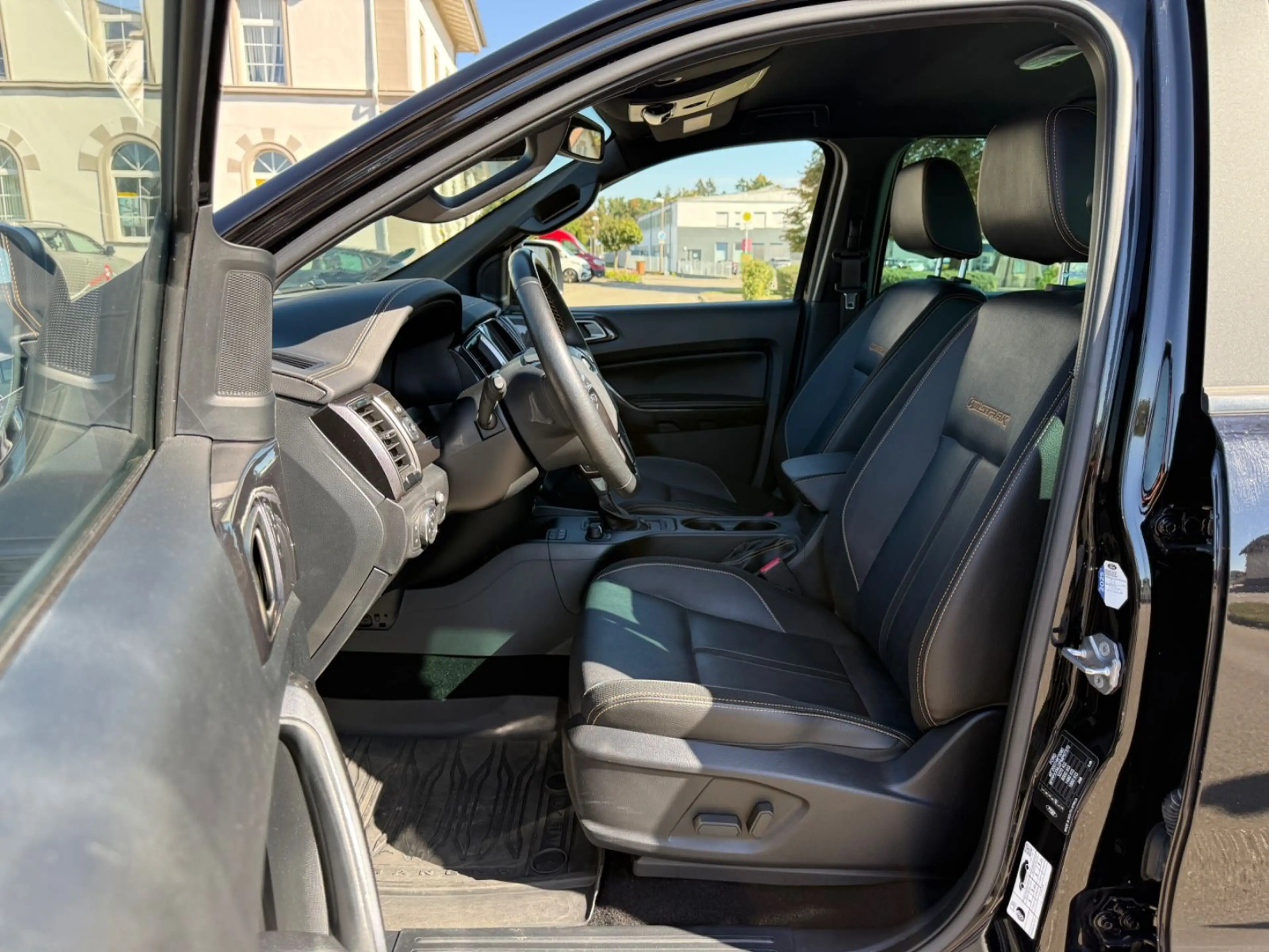 Ford Ranger 2.0 TDCi Wildtrak 4x4 AHK SHG 1.Hand ACC — photo 15