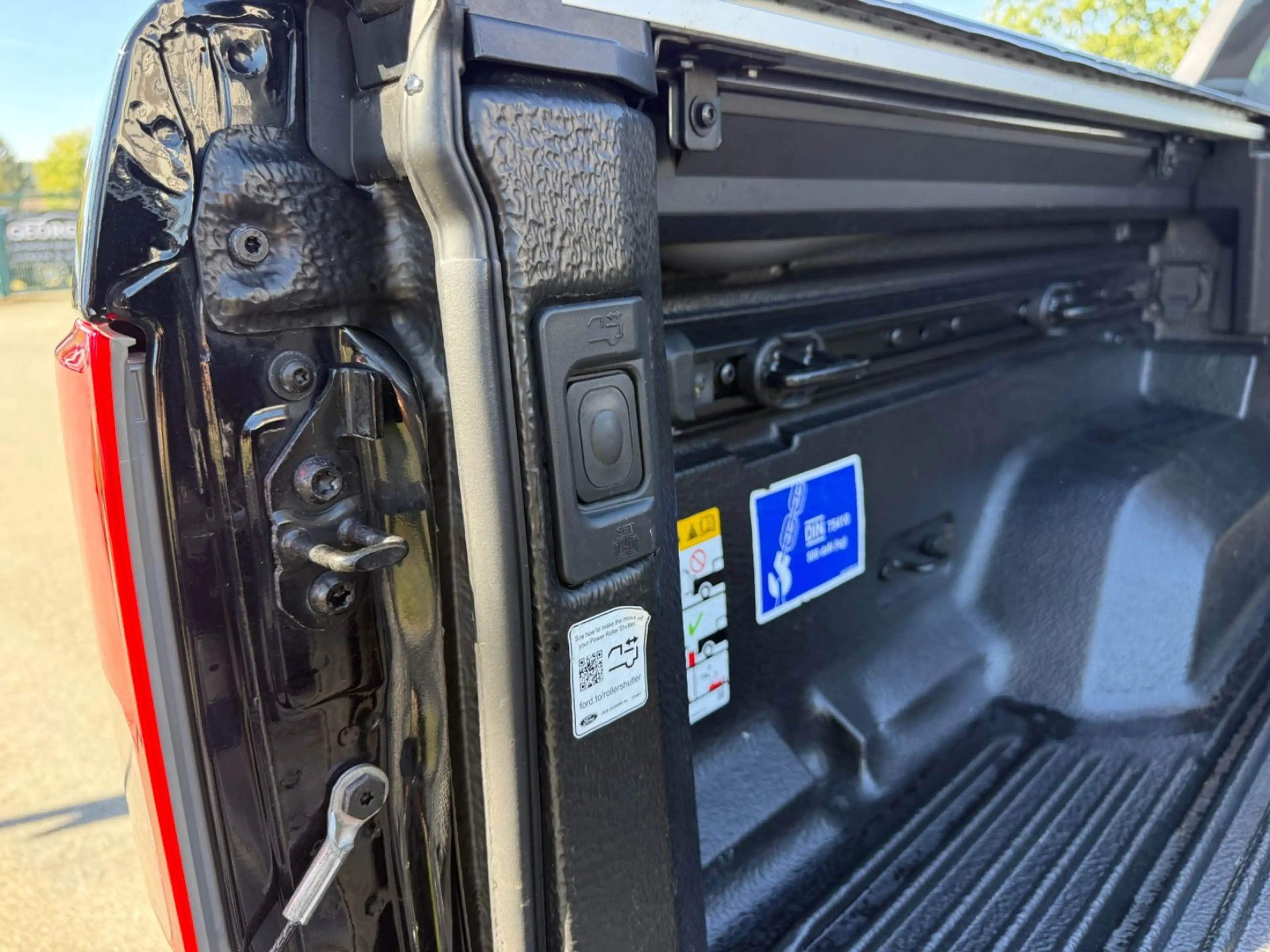 Ford Ranger 2.0 TDCi Wildtrak 4x4 AHK SHG 1.Hand ACC — photo 22
