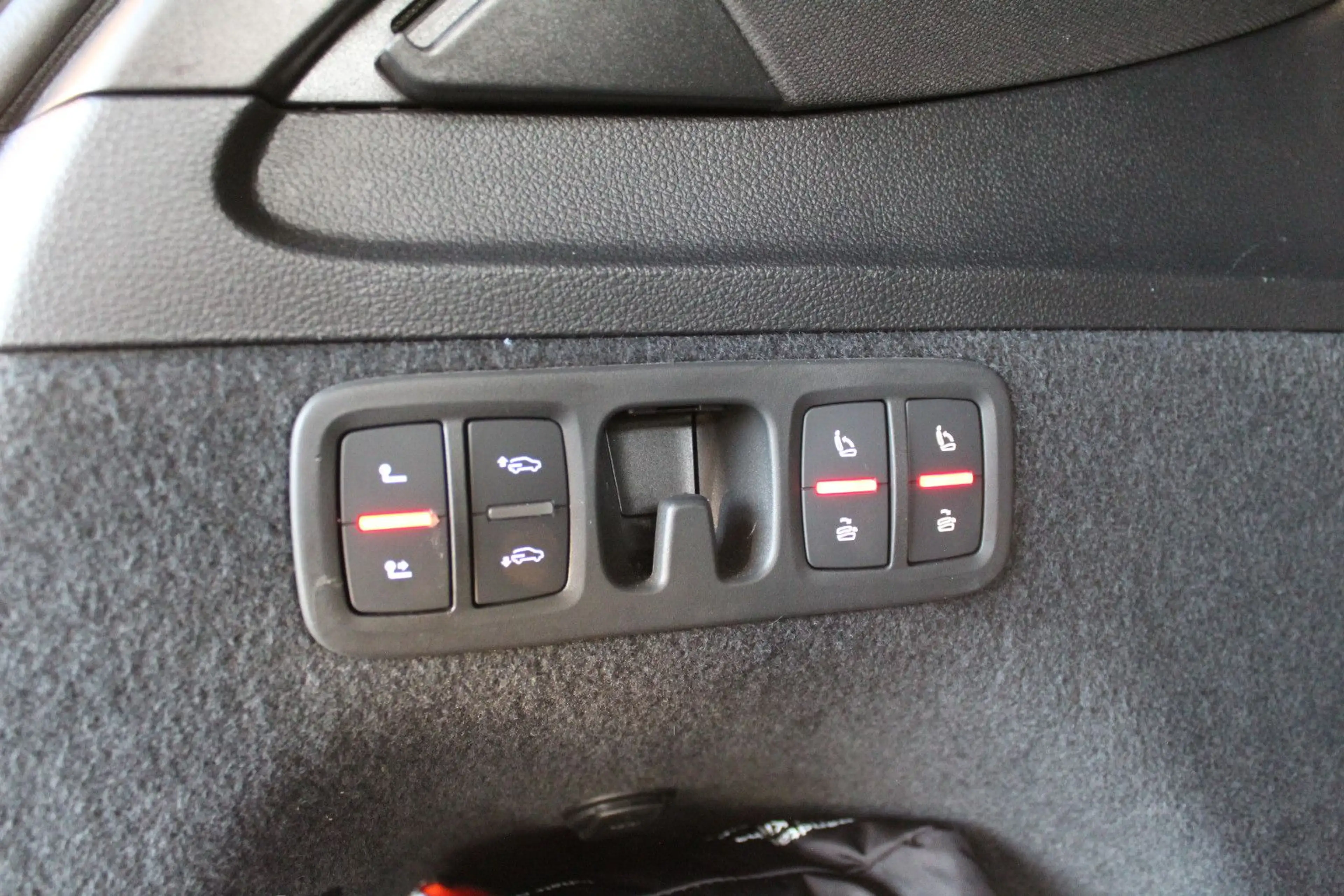 Audi Q7 50 TDI S tro quattro S line competition plus — photo 15