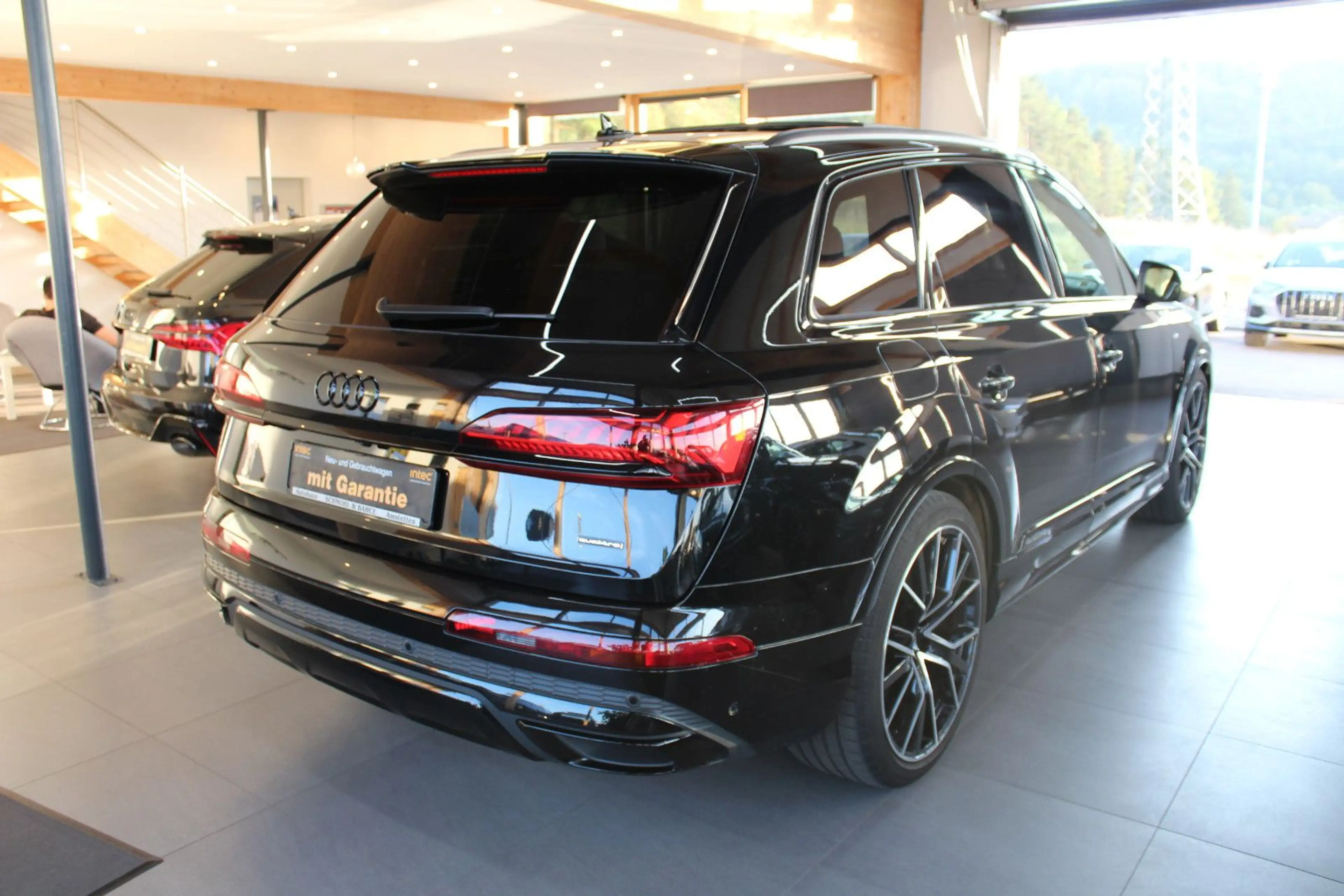 Audi Q7 50 TDI S tro quattro S line competition plus — photo 4