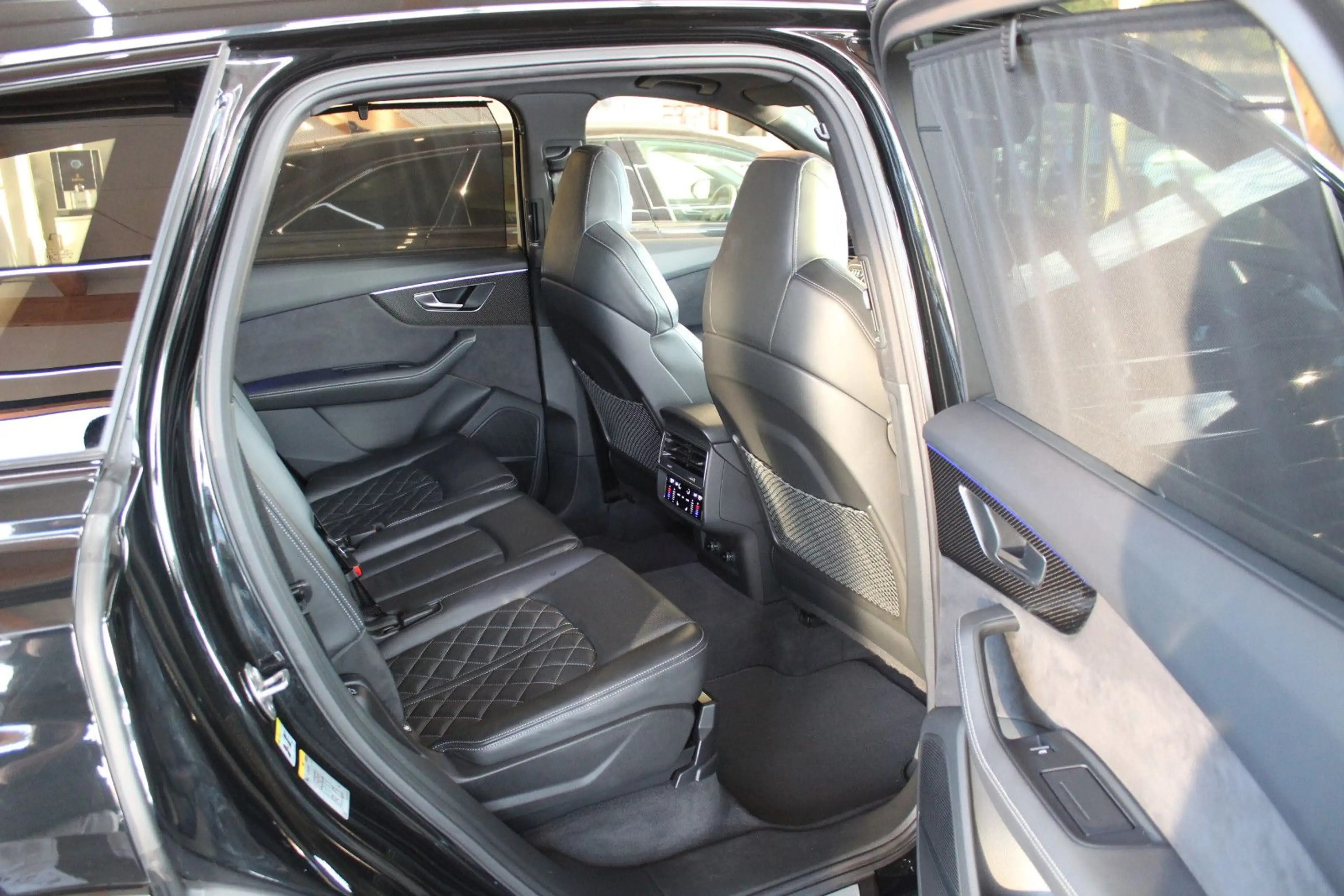 Audi Q7 50 TDI S tro quattro S line competition plus — photo 13