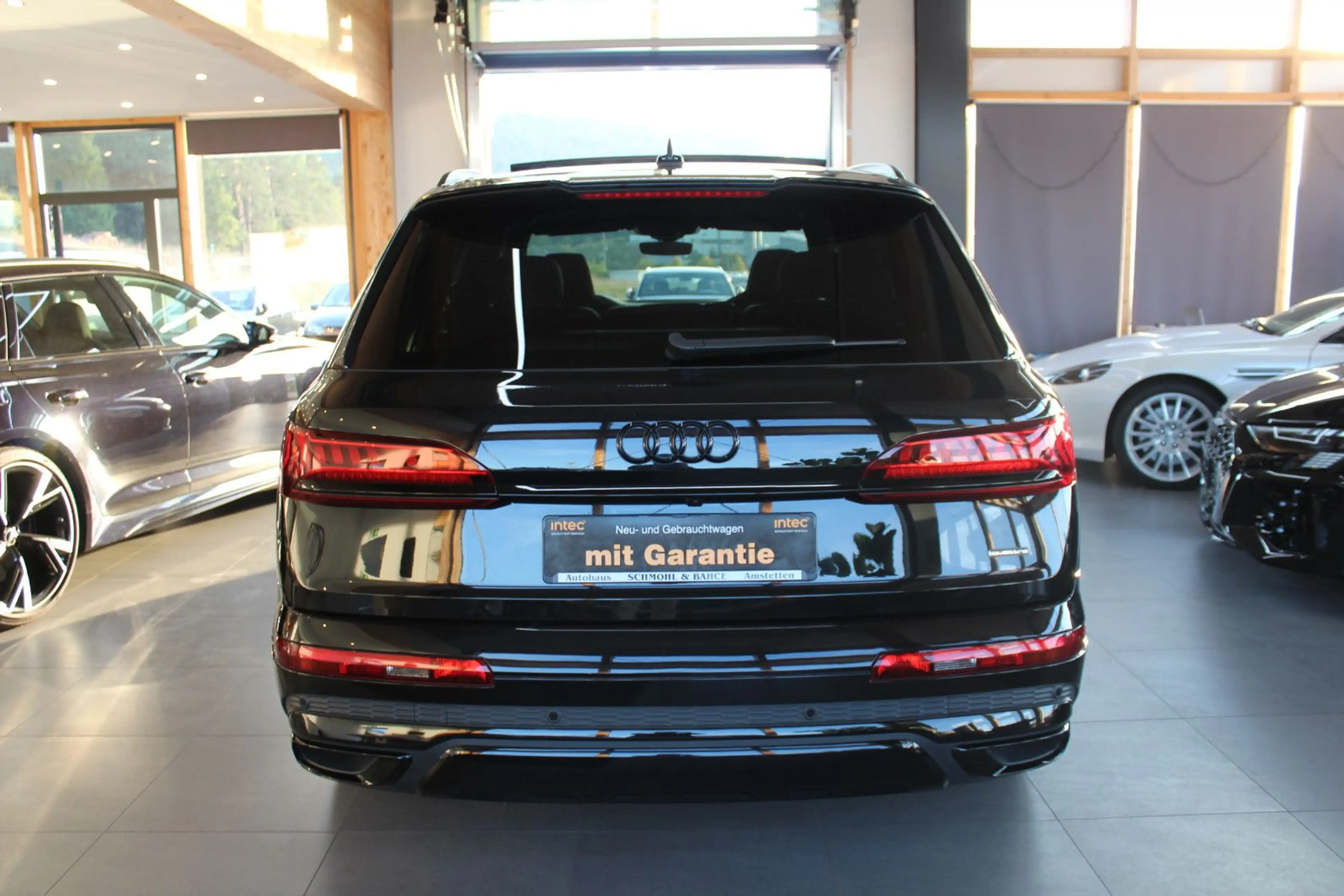 Audi Q7 50 TDI S tro quattro S line competition plus — photo 5