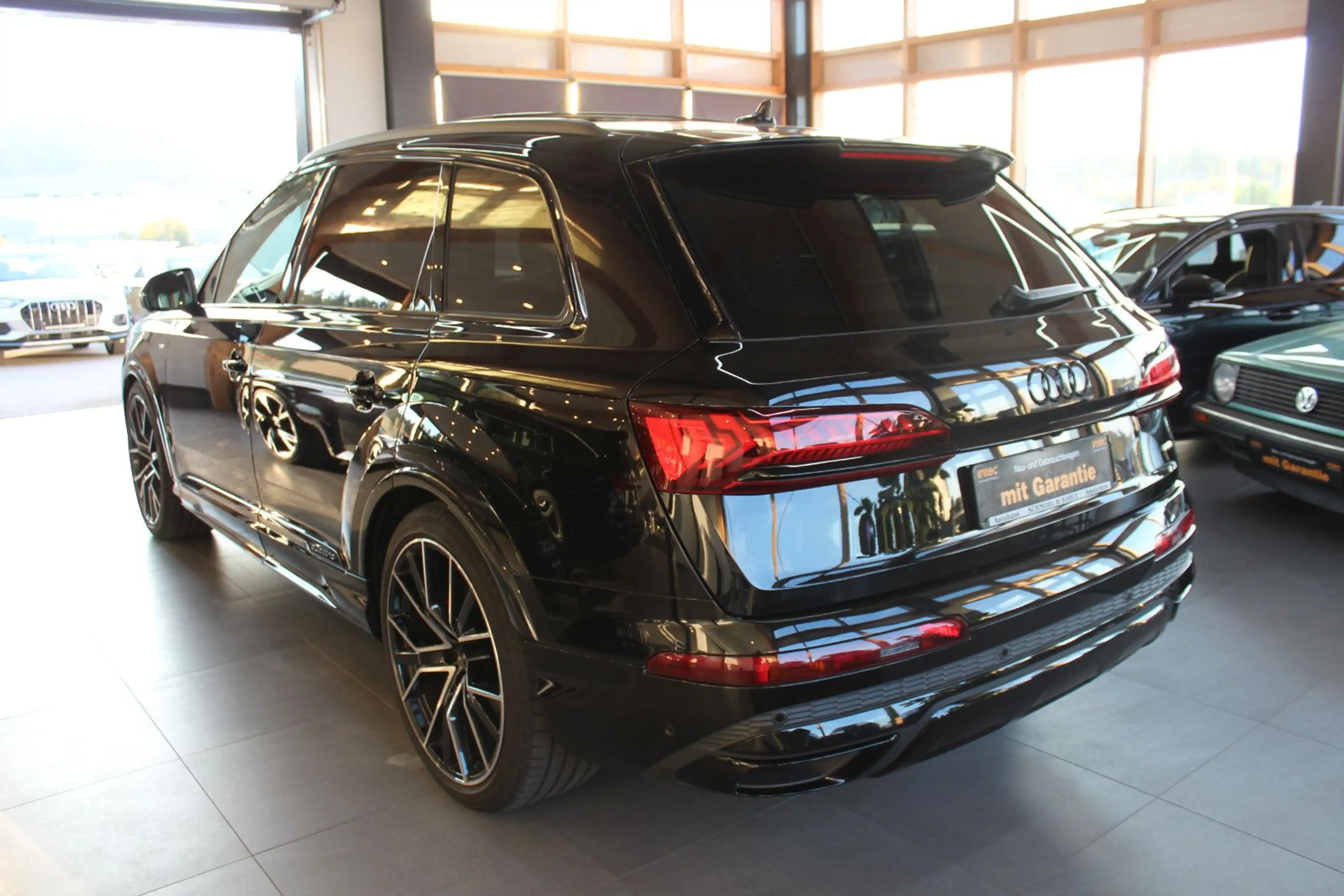 Audi Q7 50 TDI S tro quattro S line competition plus — photo 6