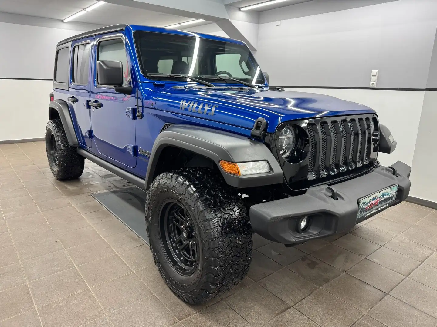 Jeep Wrangler Unlimited Willys-Wheeler Edition 4x4 Azul - 2