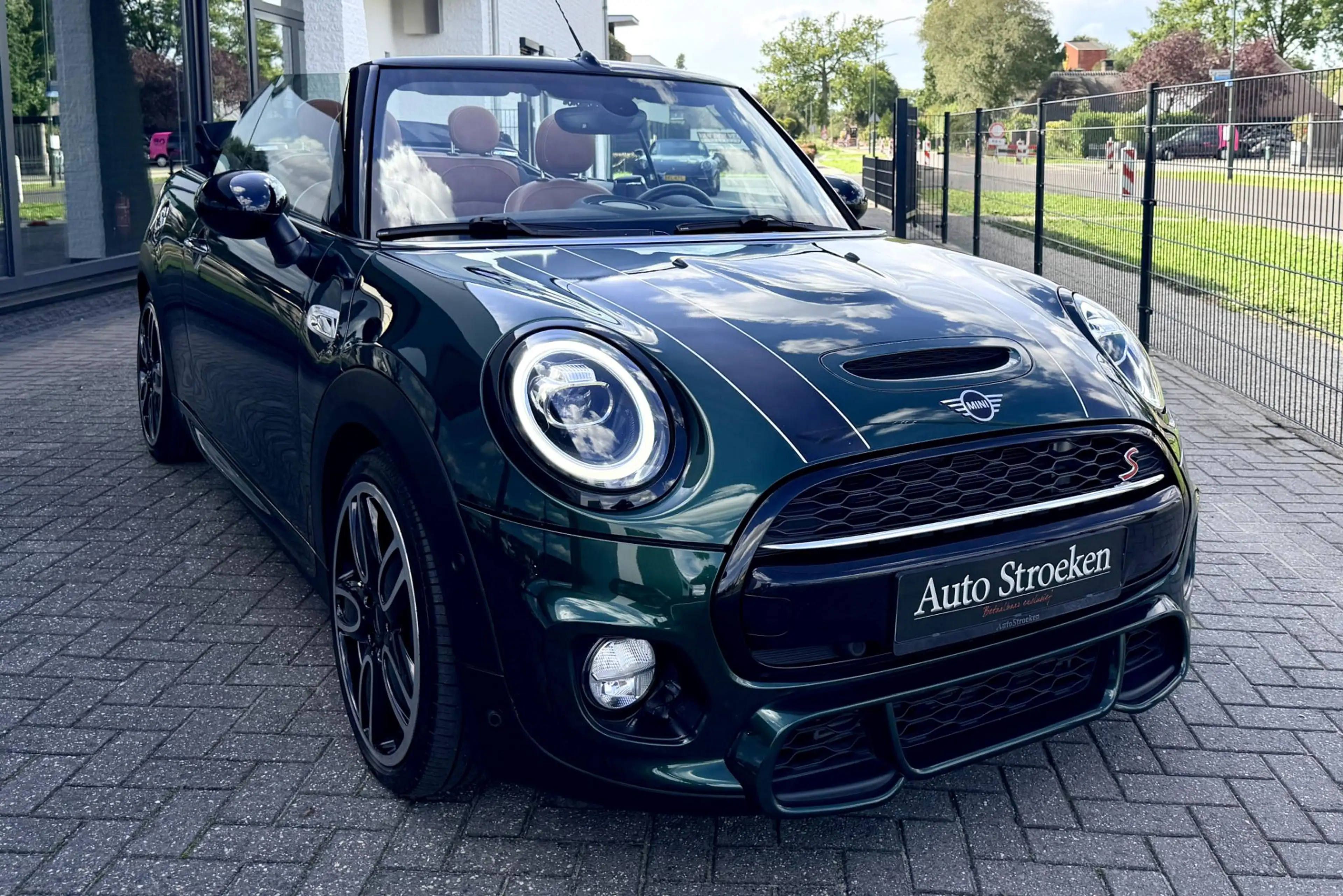 MINI John Cooper Works Cabrio 2.0 S JCW 192pk Leer Navi Harman/Cardon — photo 4