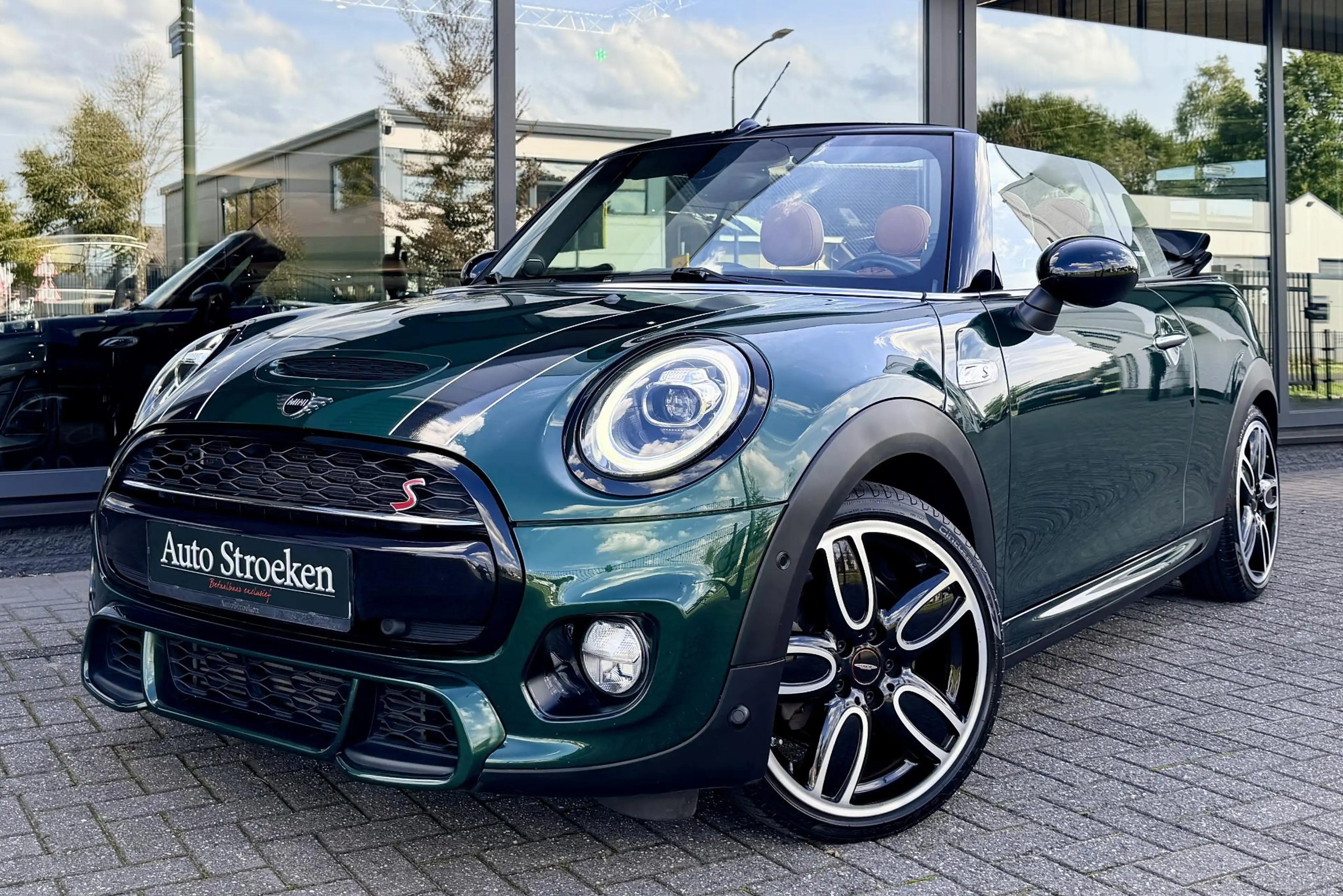 MINI John Cooper Works Cabrio 2.0 S JCW 192pk Leer Navi Harman/Cardon