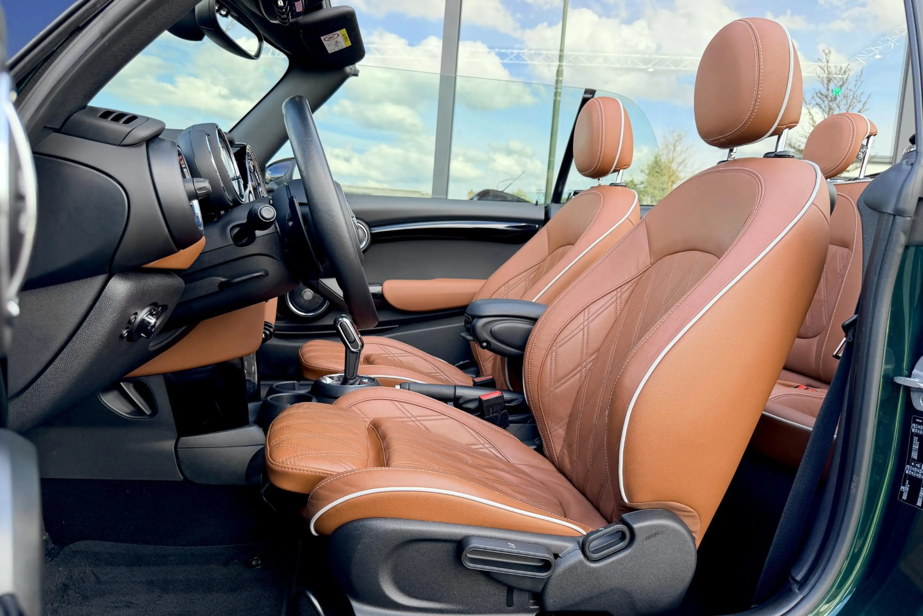 MINI John Cooper Works Cabrio 2.0 S JCW 192pk Leer Navi Harman/Cardon — photo 14