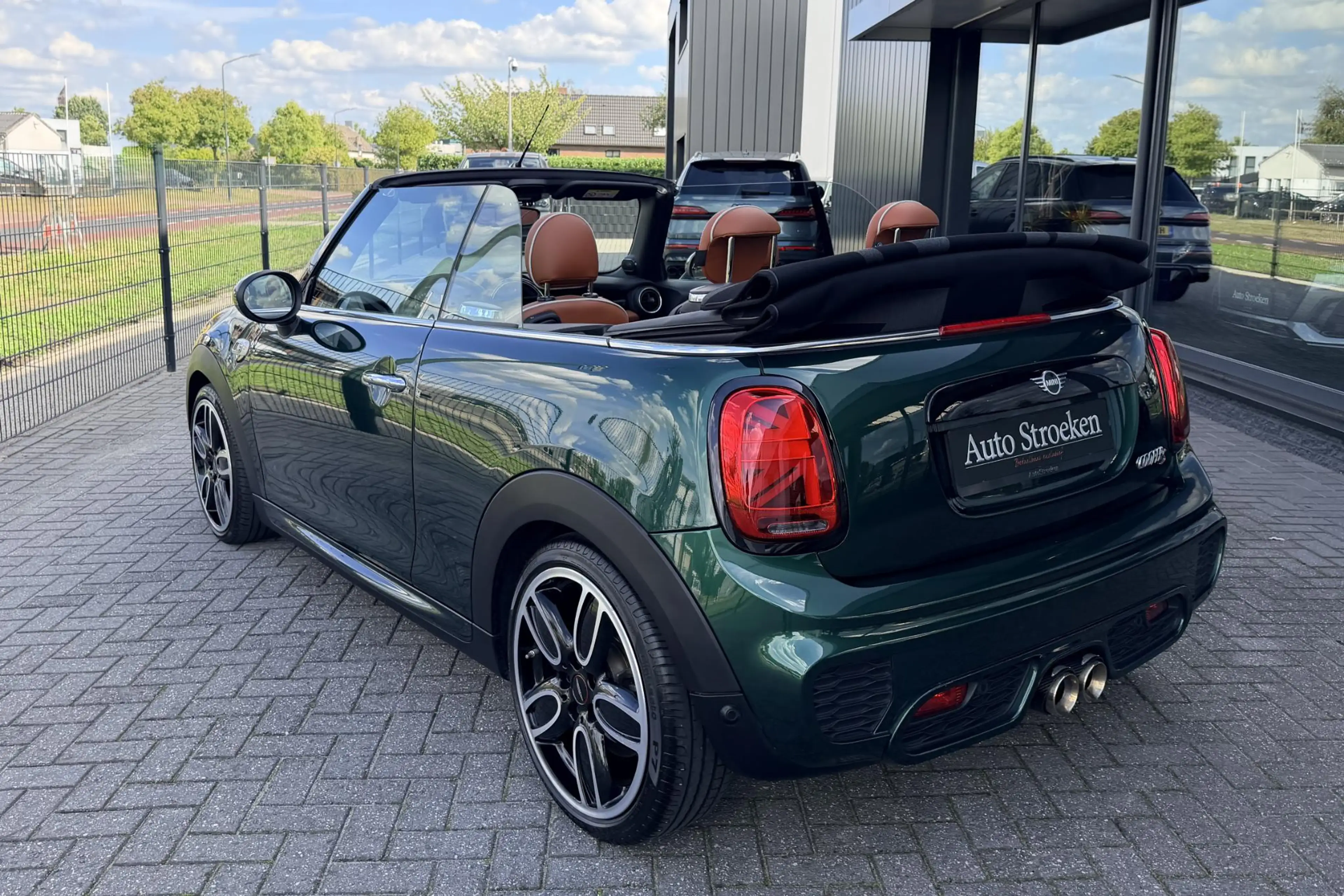 MINI John Cooper Works Cabrio 2.0 S JCW 192pk Leer Navi Harman/Cardon — photo 11