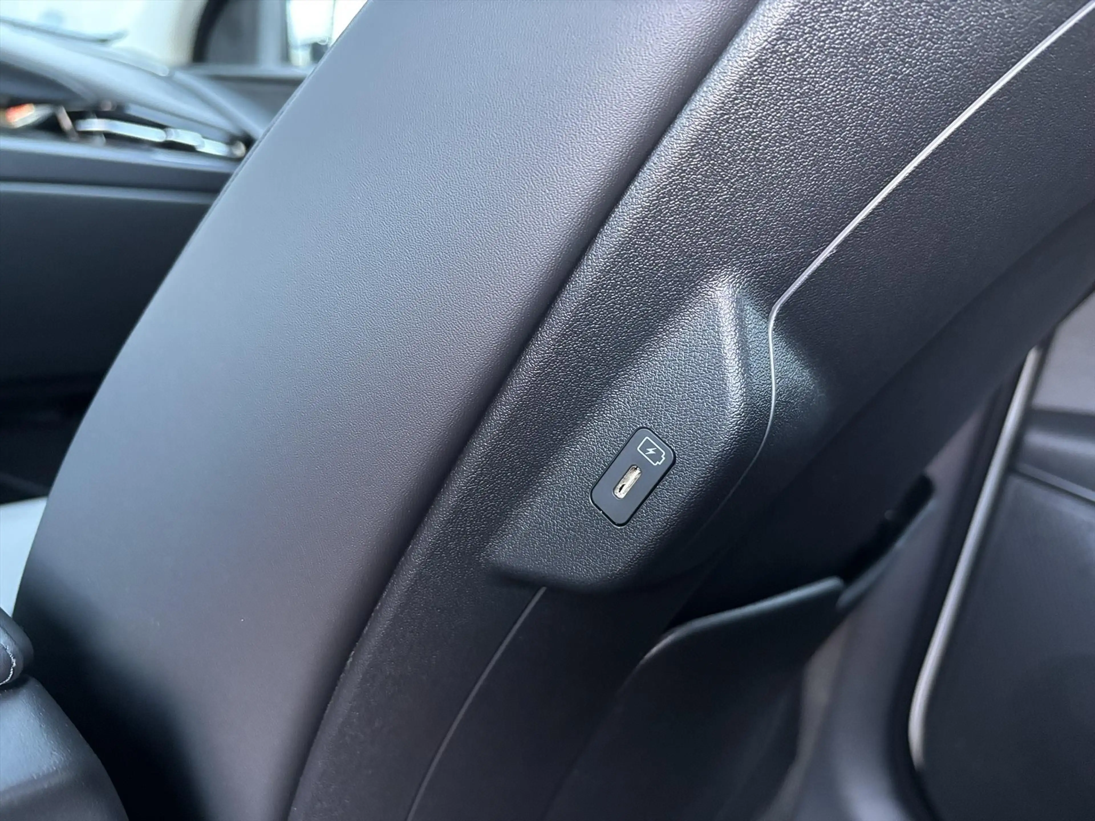 Kia Niro 1.6 GDi Hybrid 138pk DCT6 DynamicPlusLine | Direct — photo 11