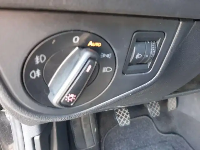 Volkswagen Polo view 10