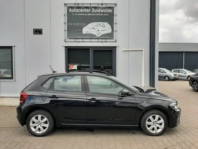 Volkswagen Polo view 5