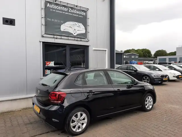 Volkswagen Polo view 4