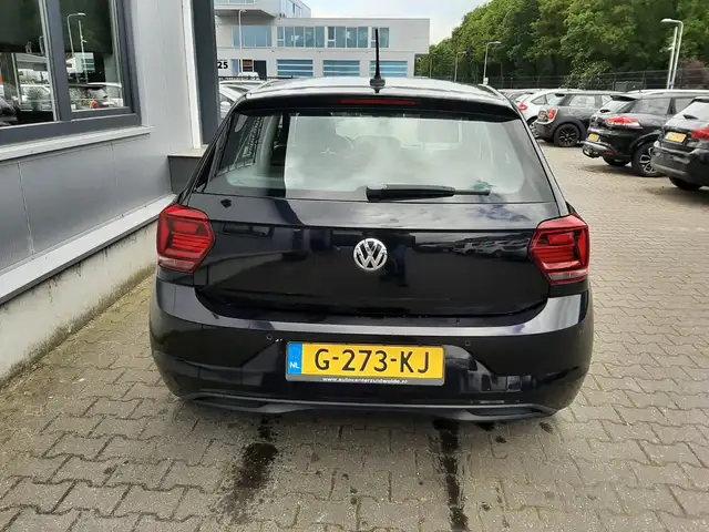 Volkswagen Polo view 6