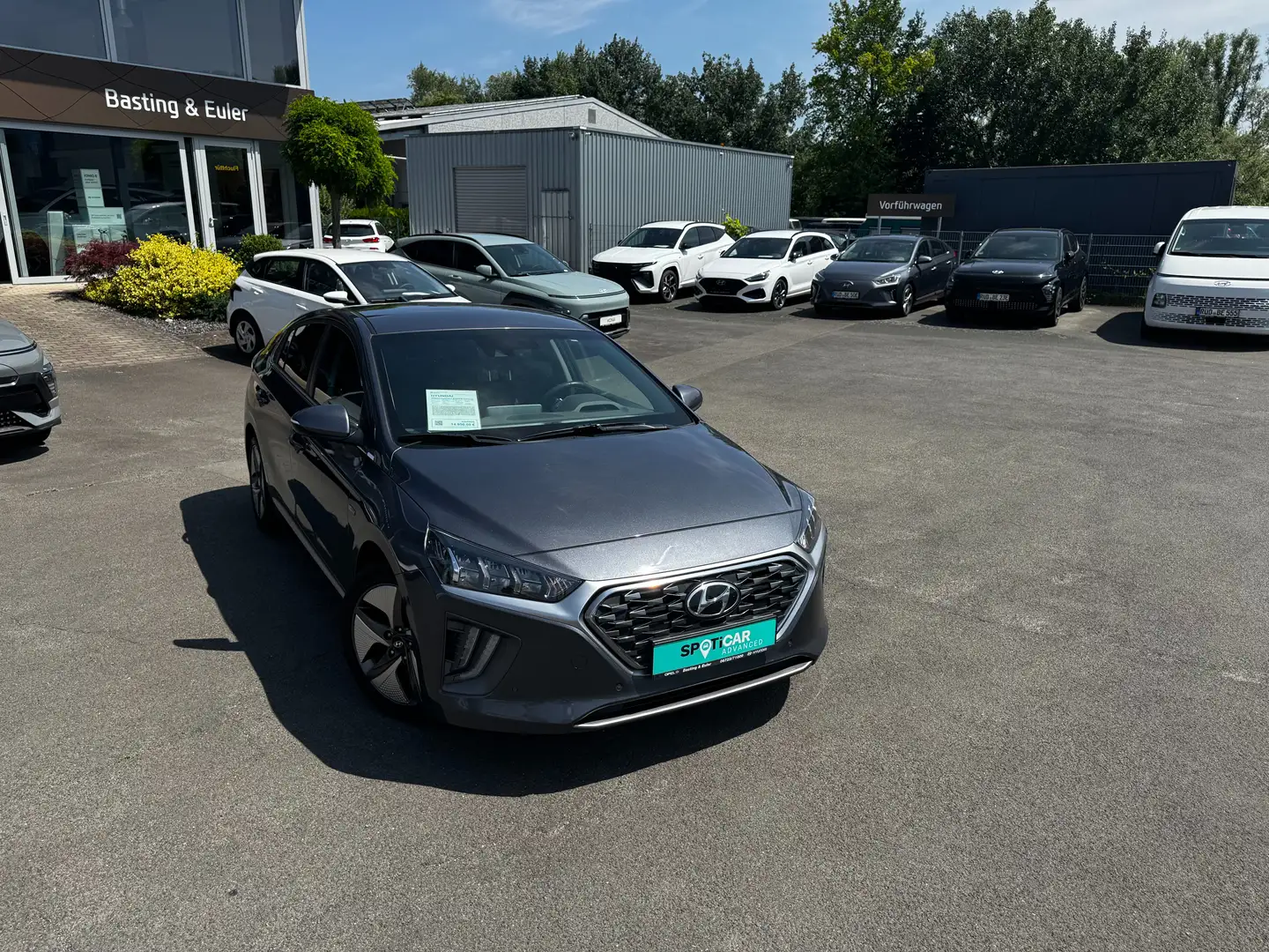 Hyundai IONIQ IONIQ Hybrid 1.6 GDI Premium - 2