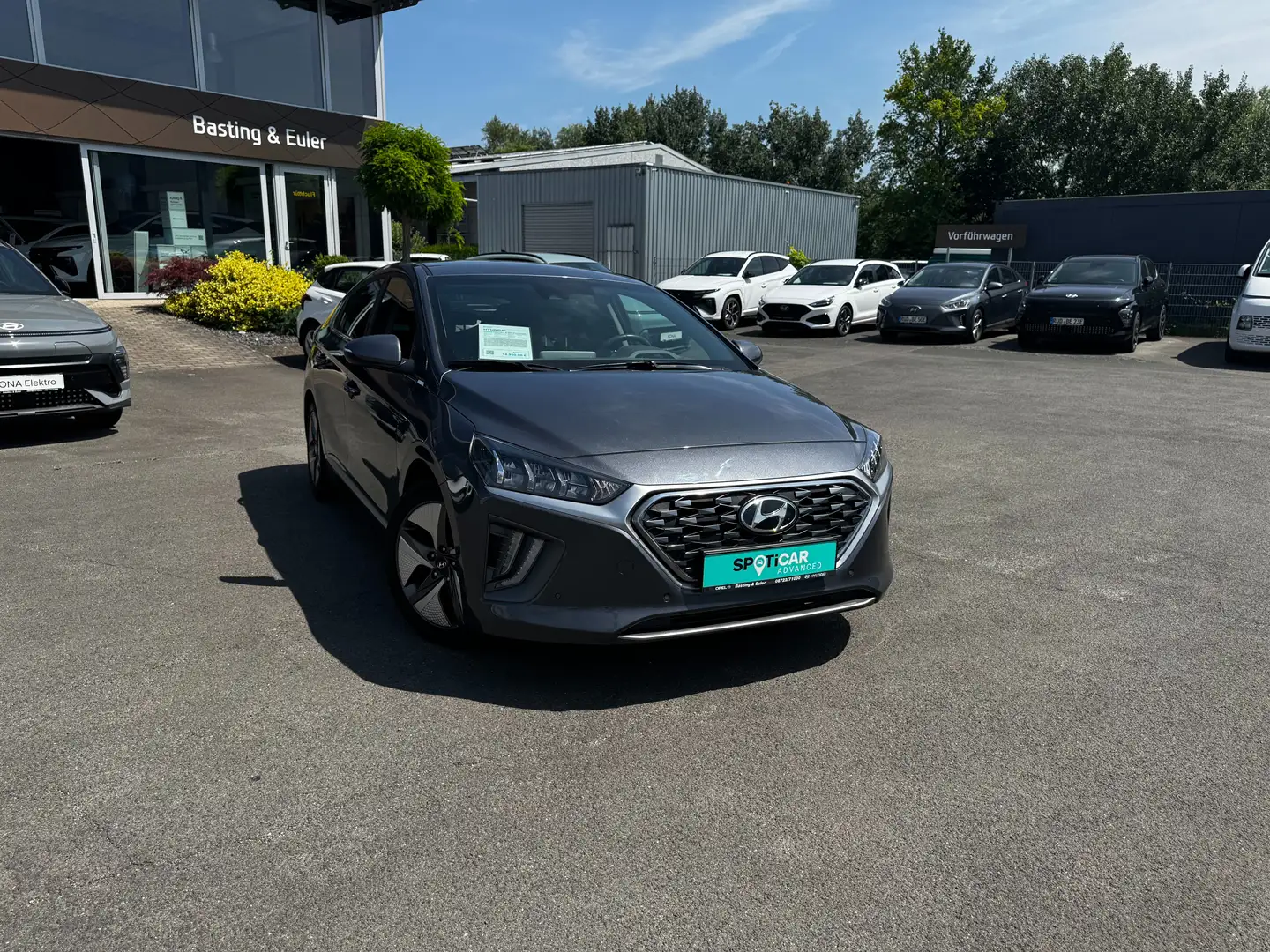 Hyundai IONIQ IONIQ Hybrid 1.6 GDI Premium - 1