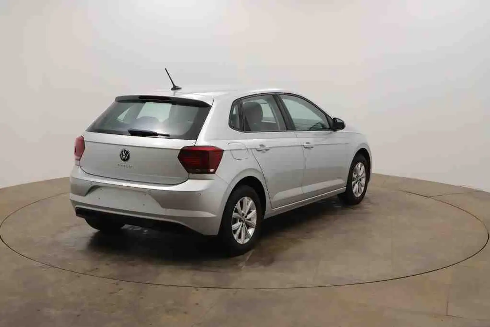 Volkswagen Polo 1.0 Highline Silber - 2