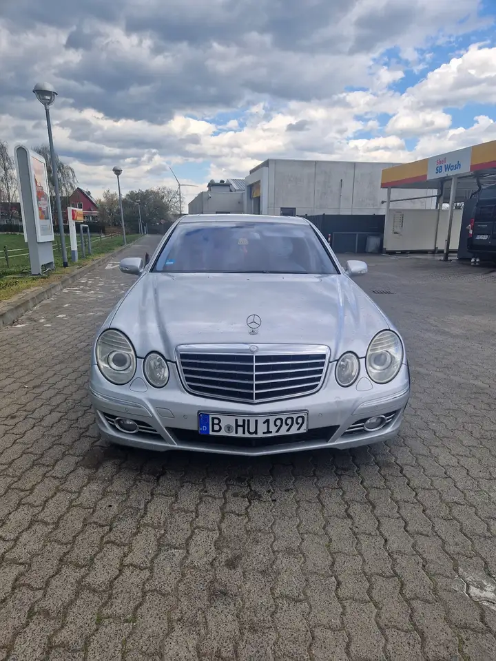 Mercedes-Benz E 280