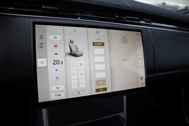 Land Rover Range Rover view 14