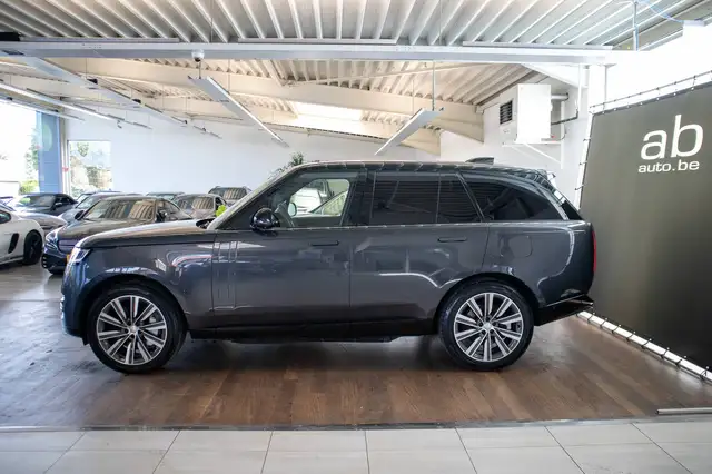 Land Rover Range Rover view 6