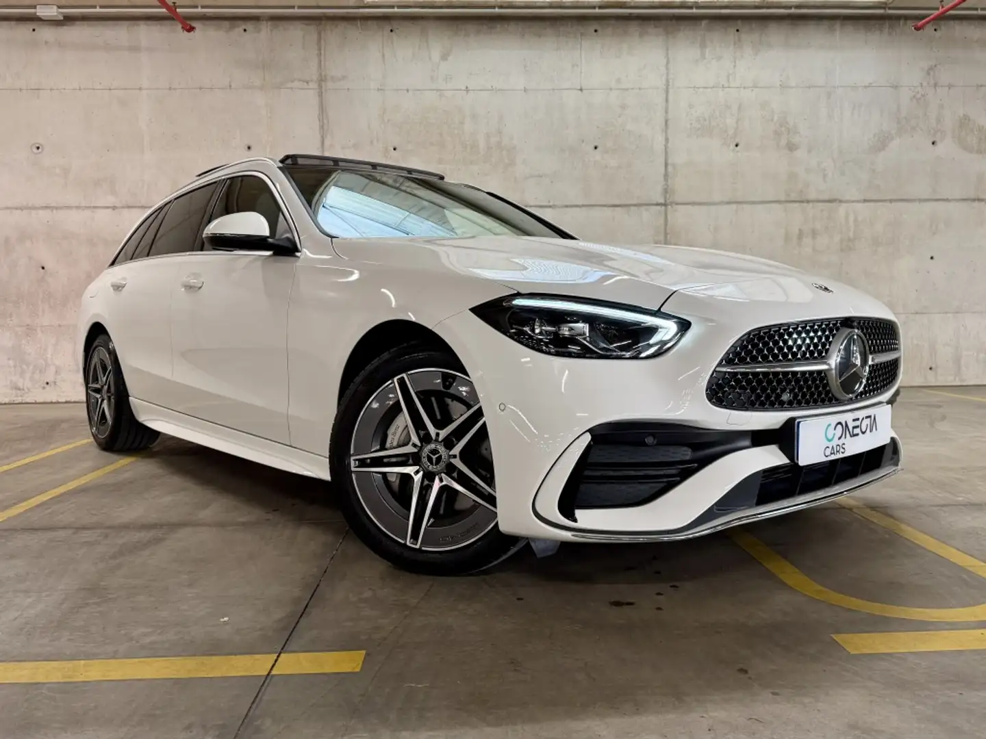 Mercedes-Benz C 300 Estate 300e 9G-Tronic Wit - 2