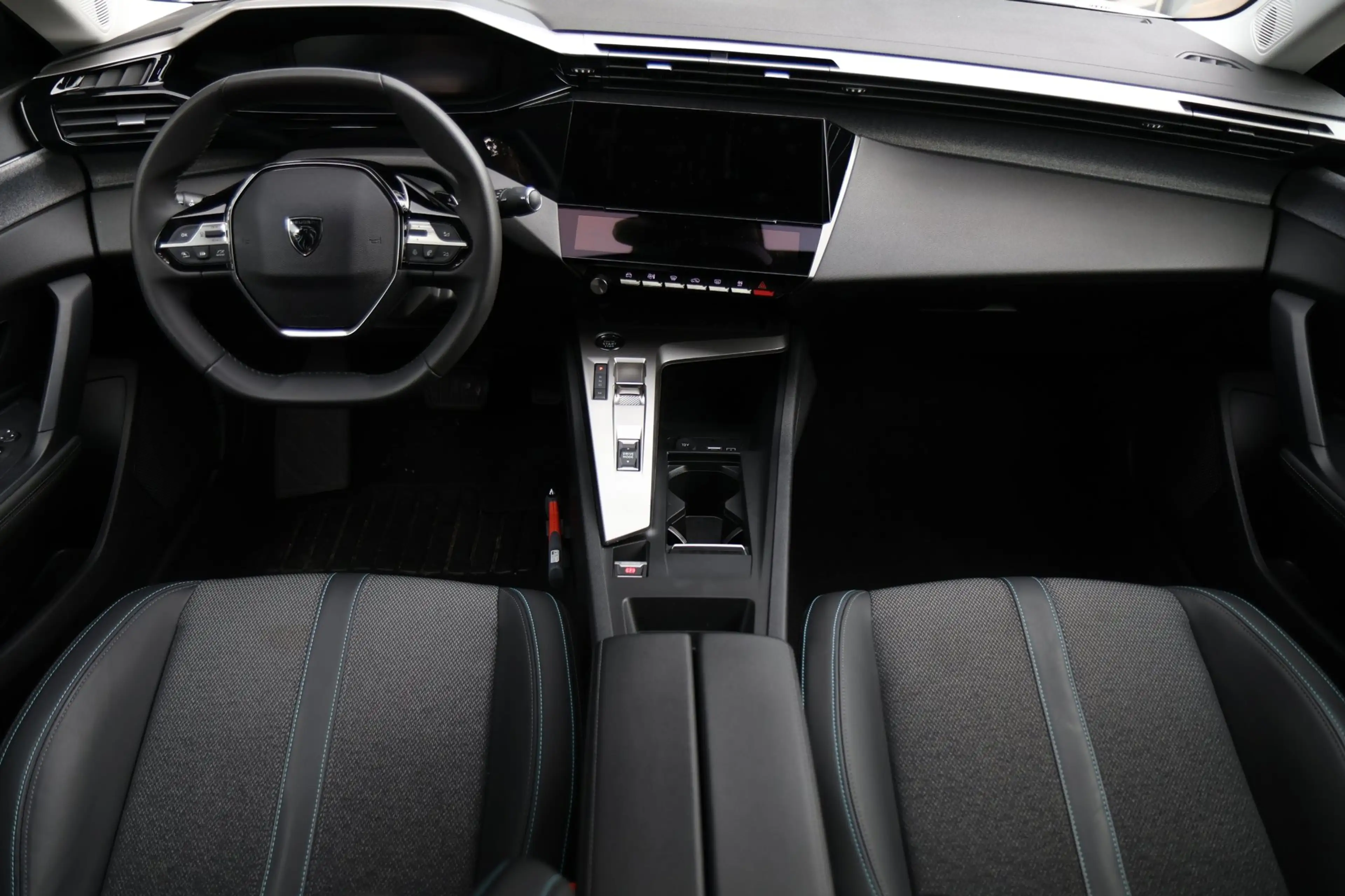 Peugeot 408 1.2 Hybrid 145 e-DCS6 Allure navi 360 camera acc k — photo 5