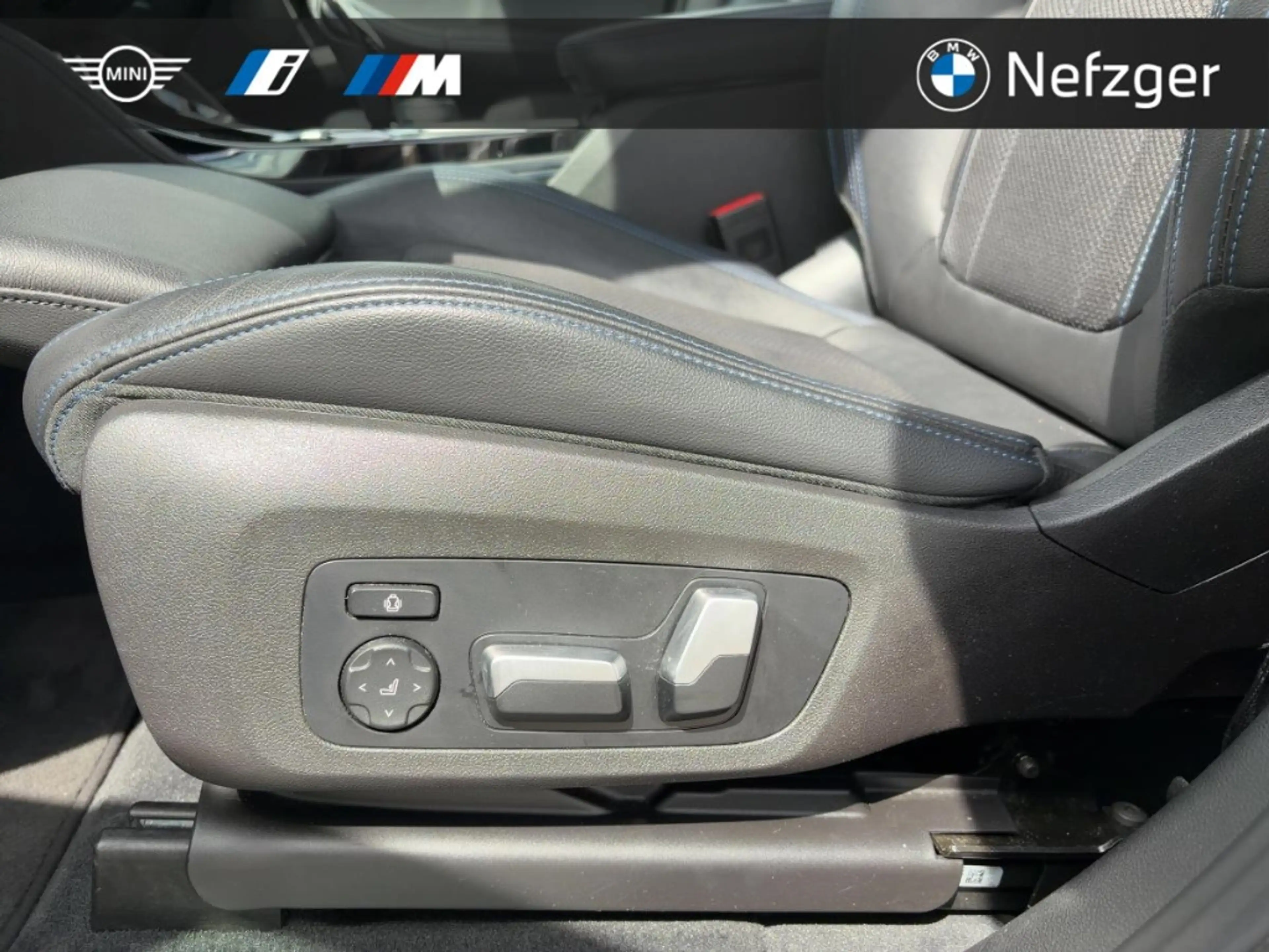 BMW X4 i Park-Assistent PANO LED HUD H&K Keyless — photo 14