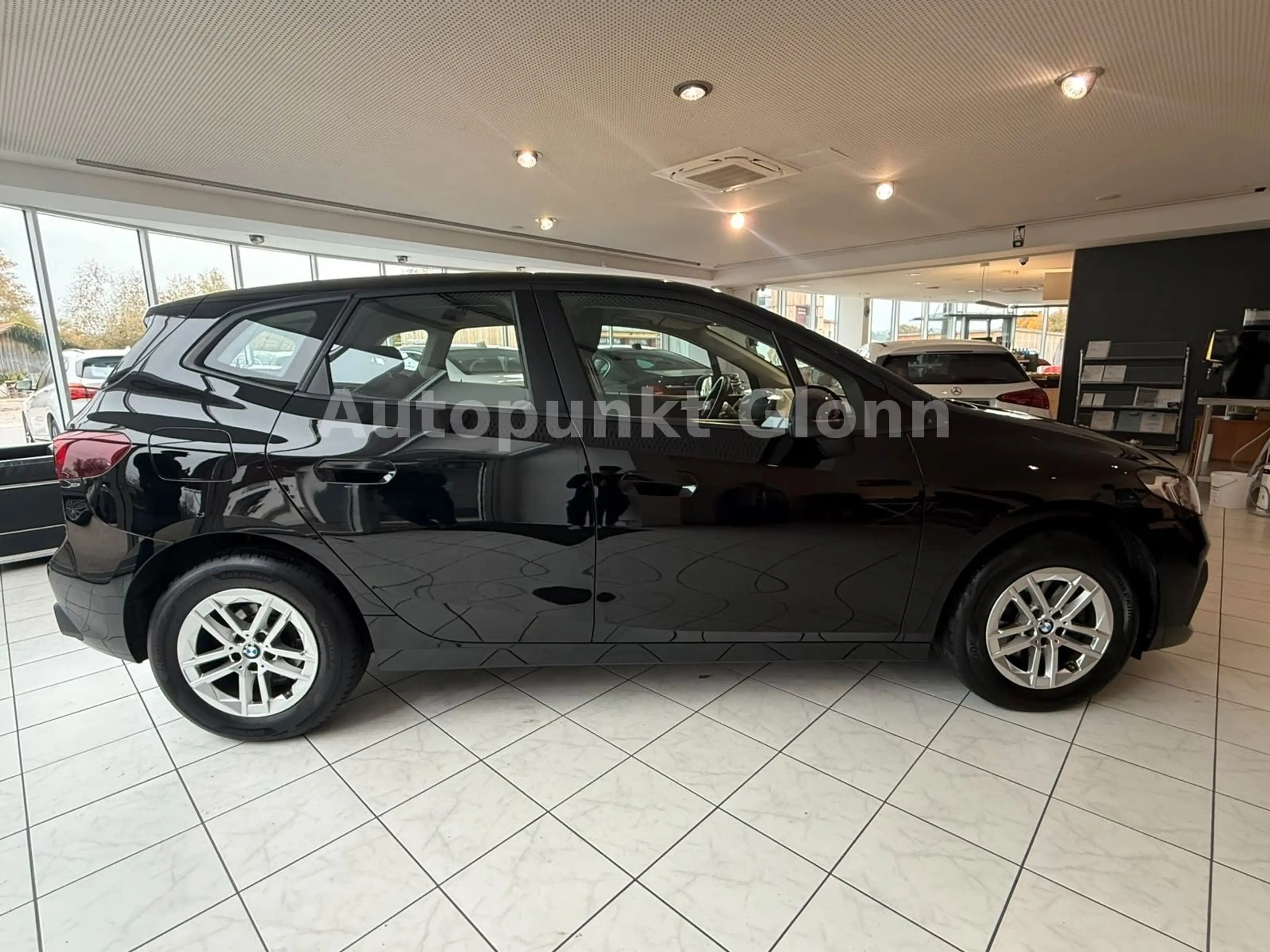 BMW 218 |AHK|R-Kamera|M-Sportlenk. — photo 6