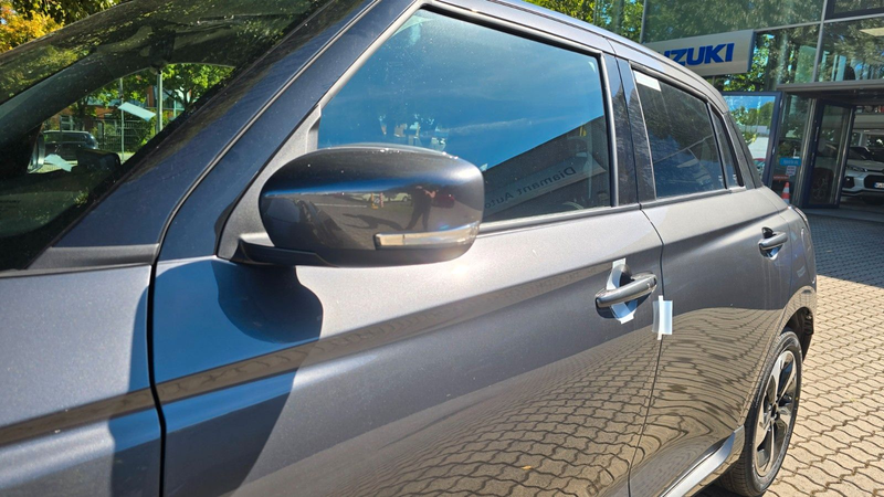 Suzuki Swift 1.2 Dualjet Hybrid 61 kW Comfort+ — photo 7