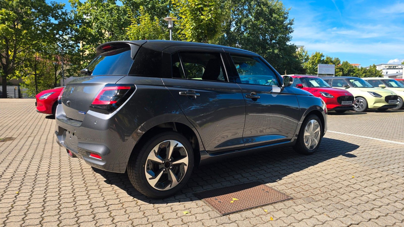 Suzuki Swift 1.2 Dualjet Hybrid 61 kW Comfort+ — photo 4