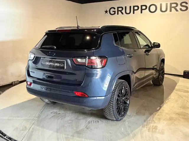Jeep Compass view 3