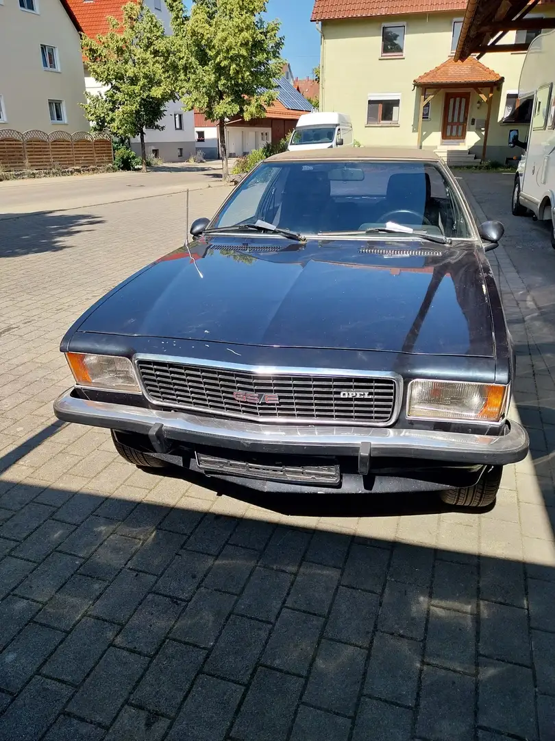 Opel Commodore - 1